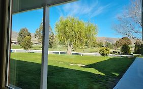 Home Away From Home - Waitaki Lakes Apartment A5